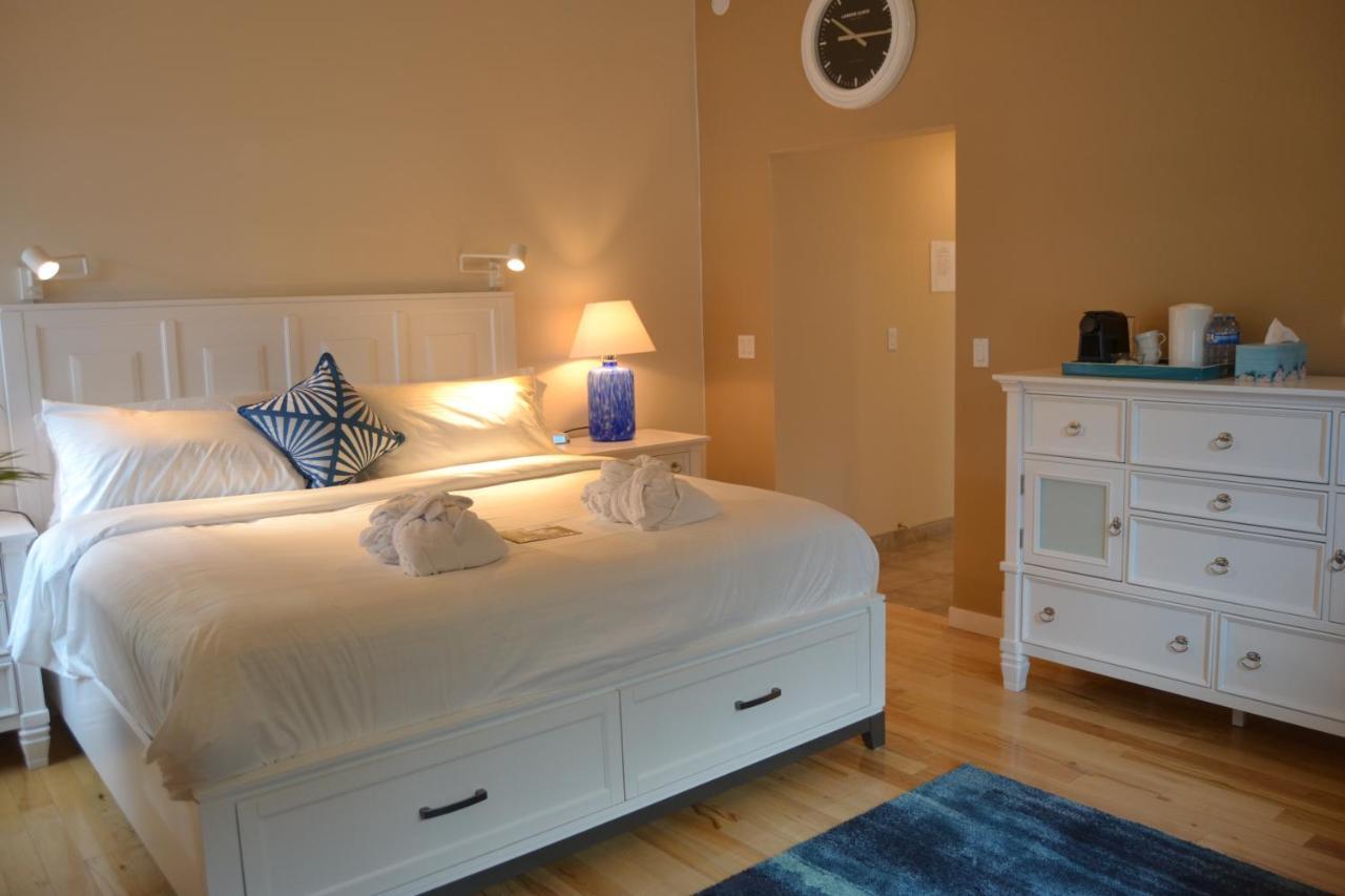 Salish B&B And Spa West Kelowna Buitenkant foto