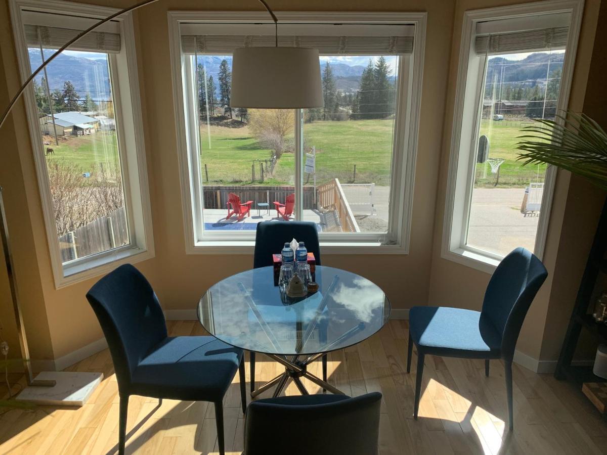 Salish B&B And Spa West Kelowna Buitenkant foto