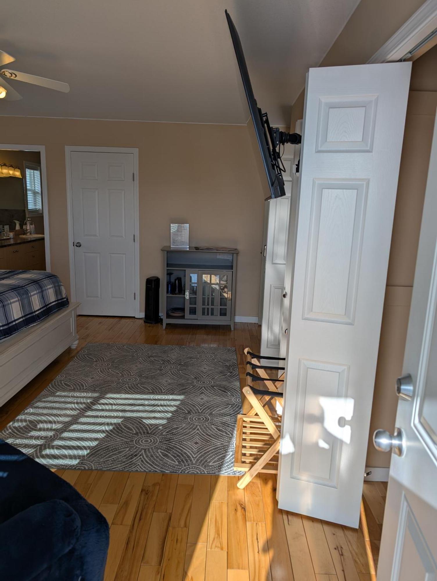 Salish B&B And Spa West Kelowna Buitenkant foto