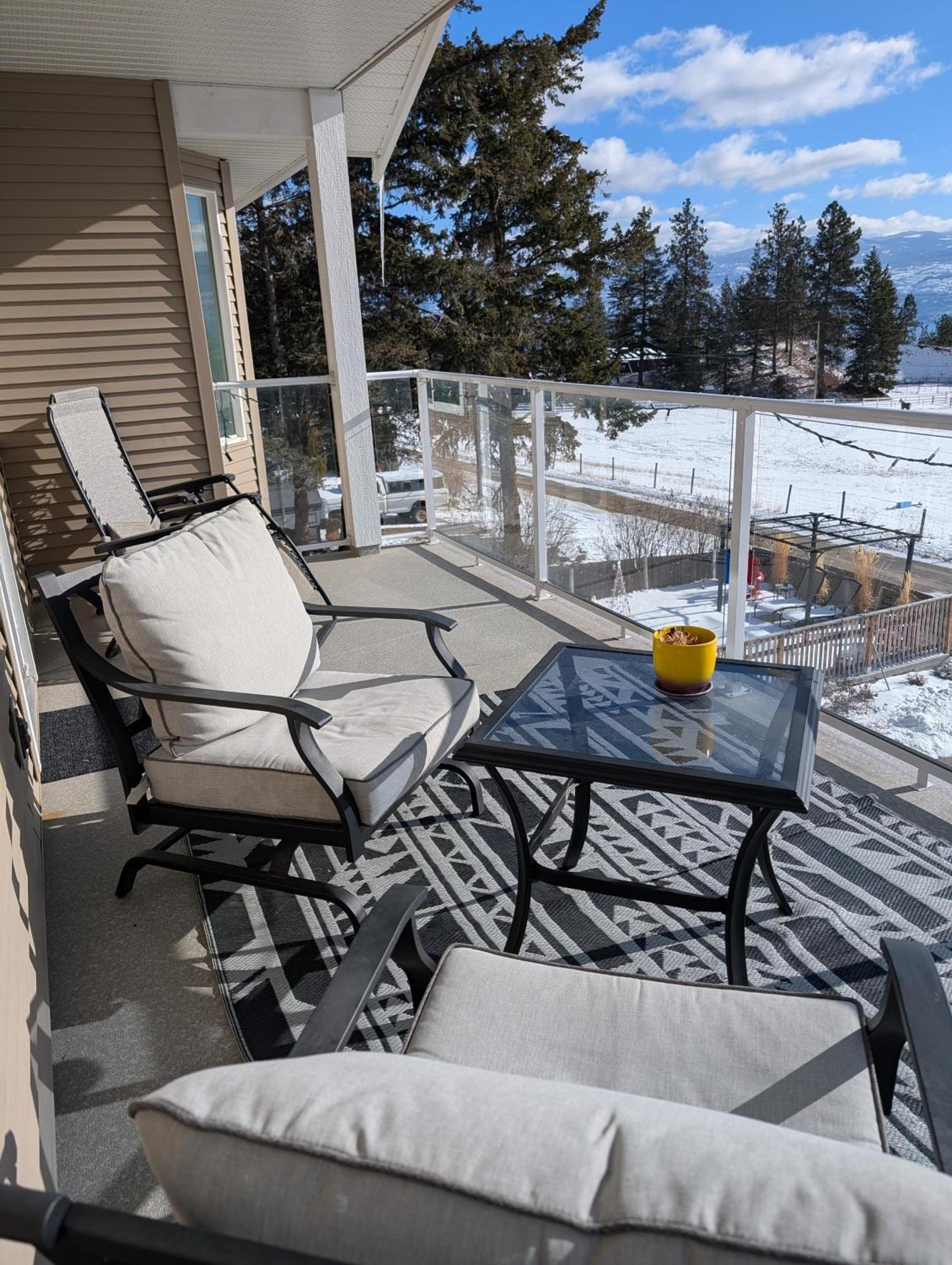 Salish B&B And Spa West Kelowna Buitenkant foto
